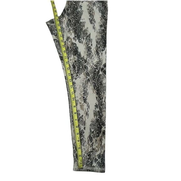 Evolution And Creation The Brianna Legging Snakeskin print - Picture 5 of 6